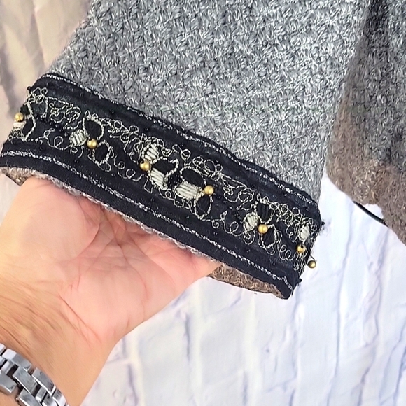 ALBERTO MAKALI Embroidered and Beaded Part Wool Jacket Medium - Picture 4 of 8